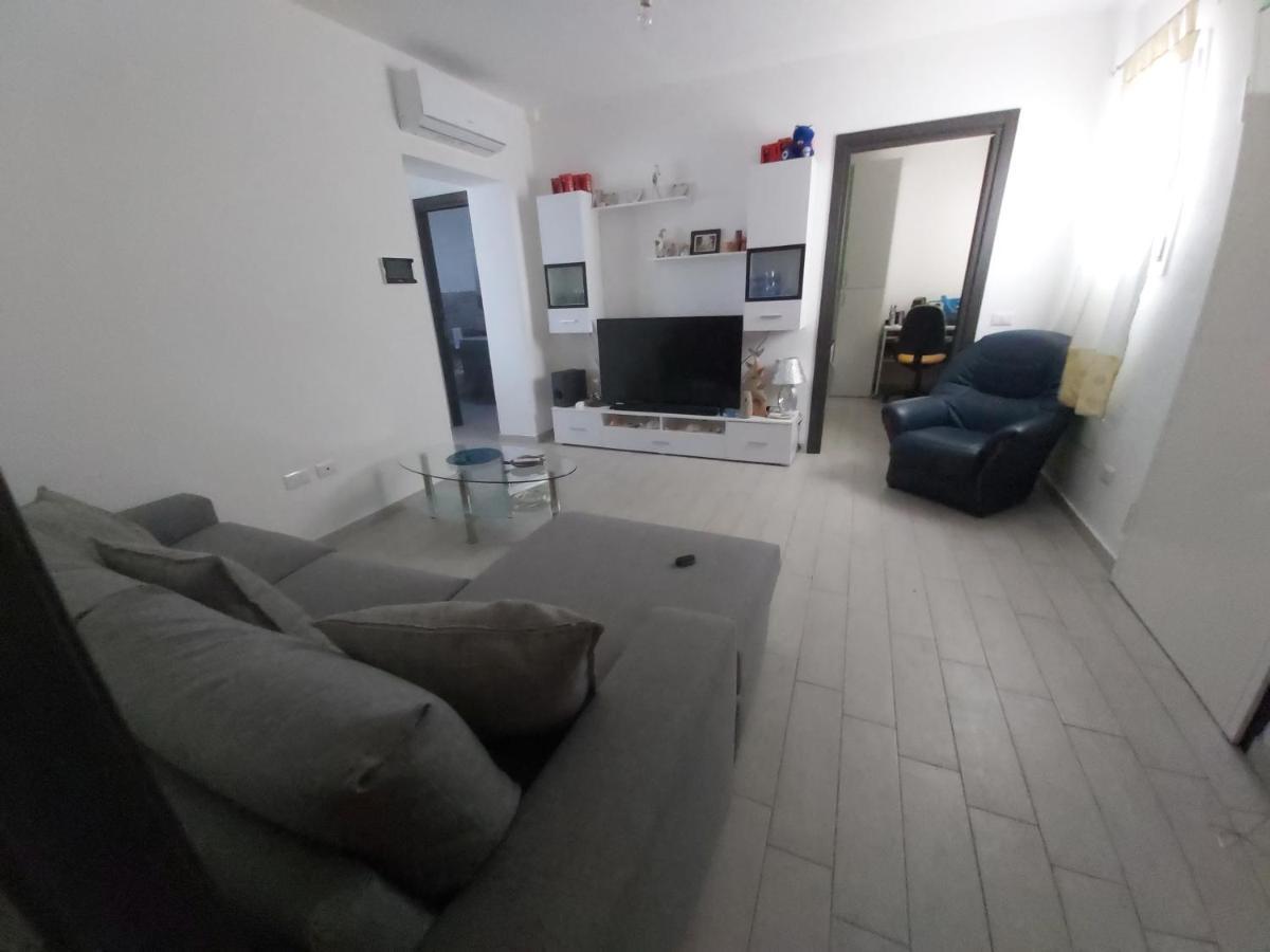 Casa Isabel Iun P9639 Apartment Олбия Екстериор снимка